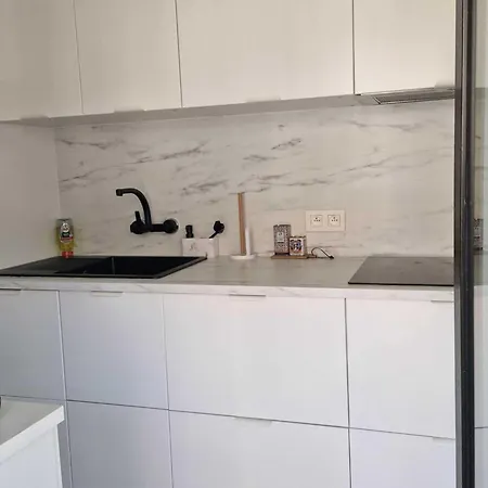 In Near Sea Apartman